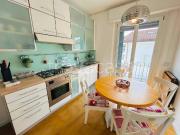 Appartamento in affitto a Riccione viale Cesare...