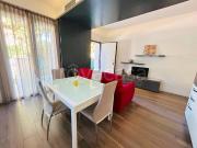 Appartamento in affitto a Riccione viale Ciro Menotti,...