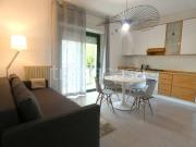 Appartamento in affitto a Riccione viale Nino Bixio,...