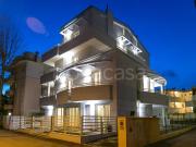 Appartamento in affitto a Rimini viale delle Colonie,...