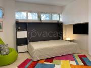 Appartamento in affitto a Roma via Australia, EUR