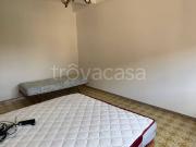 Appartamento in affitto a Roma via di Scorticabove,...