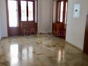 Appartamento in affitto a Roma via Giovanni Angelini, 5,...