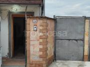 Appartamento in affitto a Roma via Laces, arredato,...