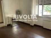 Appartamento in affitto a Roma via Molveno, arredato,...