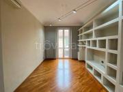Appartamento in affitto a Torino via Mongrando,...