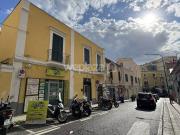 Appartamento in vendita a Torre del Greco NA