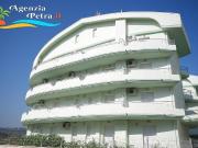 Appartamento in affitto a Tortoreto viale Sirena,...