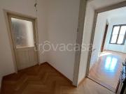 Appartamento in affitto a Trieste via della Geppa, 2,...