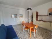 Appartamento in affitto a Verona via Antonio Badile,...