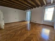 Appartamento in affitto di 100 m² in Via Callisto Piazza, 16
