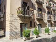 Appartamento in affitto di 100 m² in Via Judica, 19