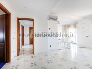 Appartamento in affitto di 102 m² in Via Luca Giordano