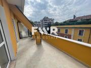 Appartamento in affitto di 103 m² in Via Andrea Maffei, 10