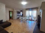 Appartamento in affitto di 106 m² in Via Biagio Petrocelli