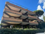 Appartamento in affitto di 106 m² in Viale Cortina...