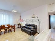 Appartamento in affitto di 107 m² in Via A. Cristei, 26