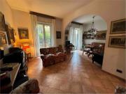 Appartamento in affitto di 110 m² in Via Odoardo Beccari