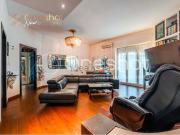 Appartamento in affitto di 111 m² in Via Franco Tosi, 11