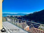 Appartamento in affitto di 112 m² in Via Umberto...