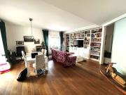 Appartamento in affitto di 113 m² in Via Mombercelli