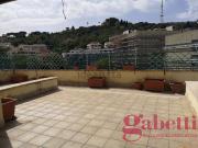 Appartamento in affitto di 115 m² in Circonvallazione...