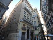 Appartamento in affitto di 115 m² in Piazza De Marini, 1