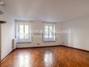 Appartamento in affitto di 115 m² in Via Madonnina