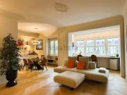 Appartamento in affitto di 120 m² in Via Antonio Kramer