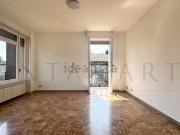 Appartamento in affitto di 120 m² in Via Arturo Colautti