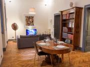 Appartamento in affitto di 120 m² in Via Cesare Battisti, 1