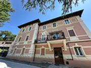 Appartamento in affitto di 120 m² in Via Ippolito...