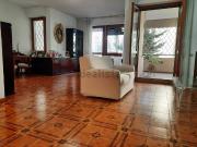 Appartamento in affitto di 120 m² in Via Salvatore...