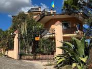 Appartamento in affitto di 122 m² in Via Poggio Ridente, 14