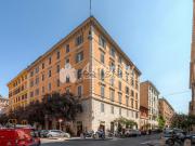 Appartamento in affitto di 122 m² in Via degli Scipioni