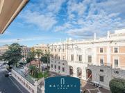 Appartamento in affitto di 126 m² in Via Umbria