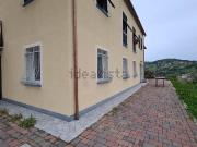 Appartamento in affitto di 127 m² in Via Ceranesi