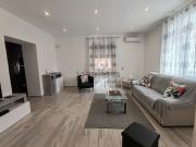 Appartamento in affitto di 129 m² in Via Furnari