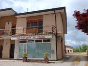 Appartamento in affitto di 130 m² in Via Basse, 35