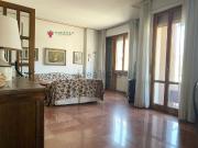 Appartamento in affitto di 130 m² in Via Francesco de...