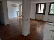 Appartamento in affitto di 130 m² in Via Guido Banti