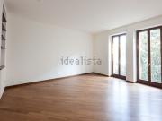 Appartamento in affitto di 133 m² in Via Camillo Hajech, 12