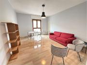 Appartamento in affitto di 135 m² in Via Edolo