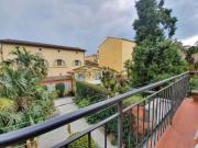 Appartamento in affitto di 135 m² in Via Gino Capponi