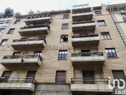 Appartamento in affitto di 137 m² in Via Broletto, 39