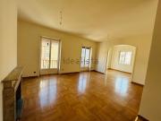 Appartamento in affitto di 140 m² in Via San Damiano, 11