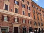 Appartamento in affitto di 140 m² in Via Vittorio Veneto