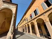 Appartamento in affitto di 140 m² in Via Zamboni, 26