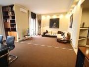 Appartamento in affitto di 145 m² in Via Giuditta Sidoli