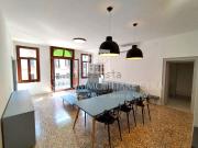 Appartamento in affitto di 149 m² in Calle Larga...